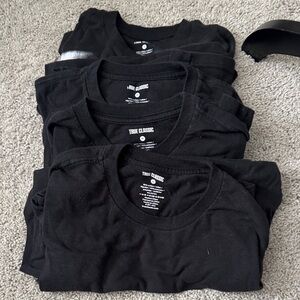 True Classic Men's Black Short Sleeve Tee